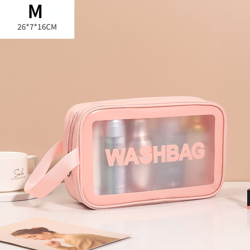 trousse-de-voyage-rose-petit